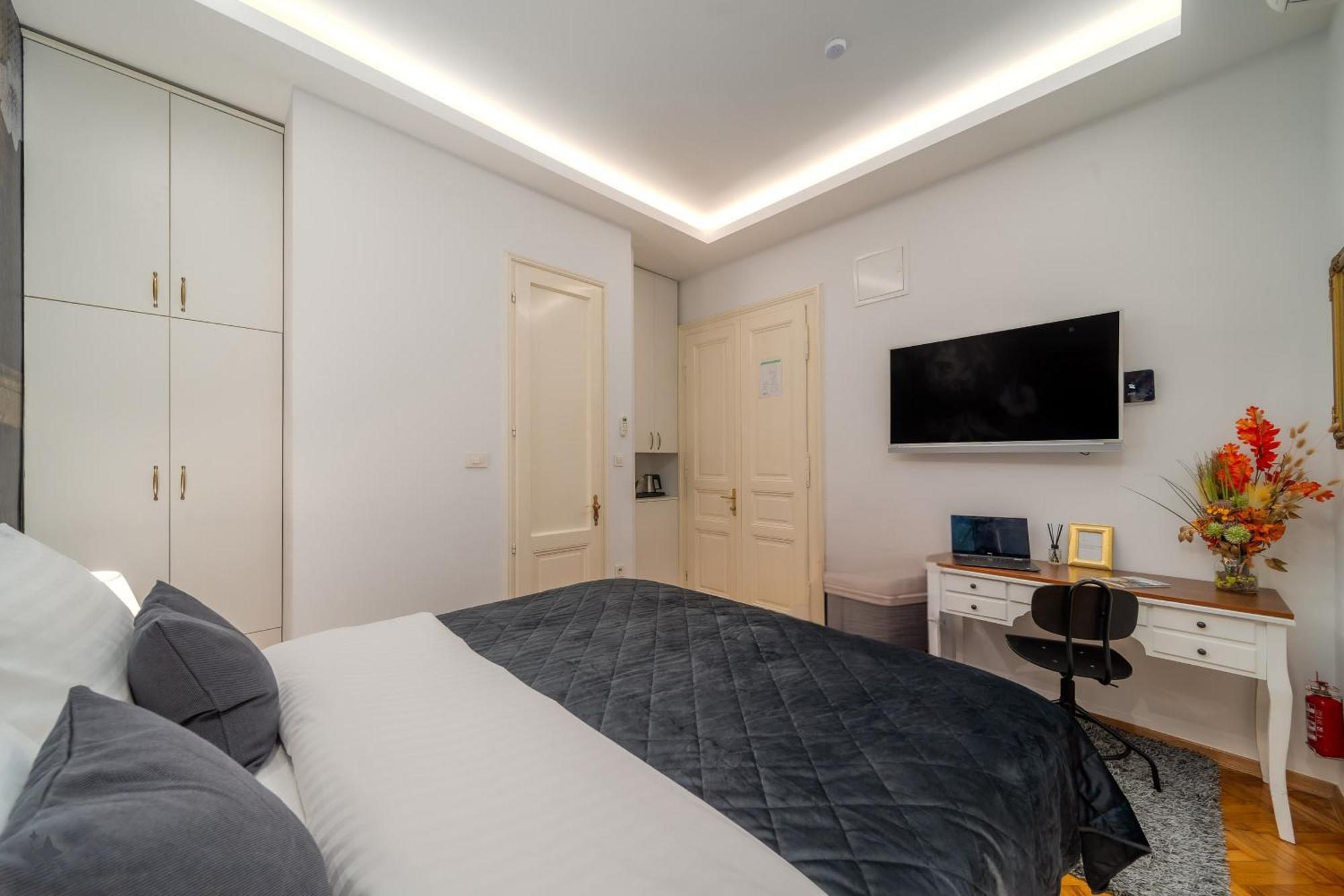 Aurelia Antik Apartments & Rooms, Zagreb City Center Esterno foto