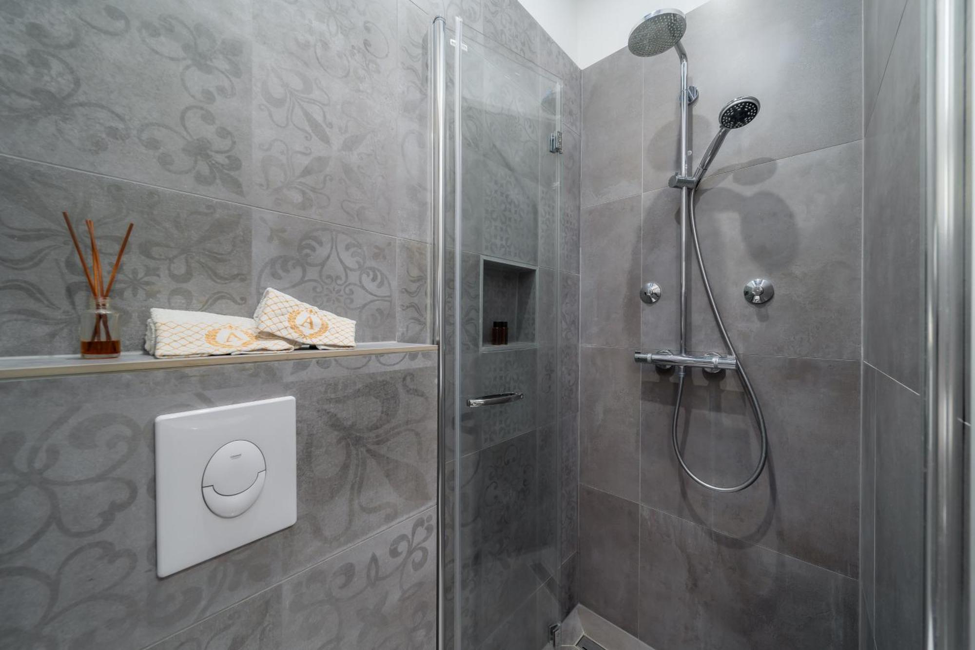 Aurelia Antik Apartments & Rooms, Zagreb City Center Esterno foto